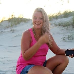 Meet your Posher, Kandi